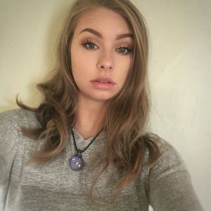 Meet your Posher, Sally